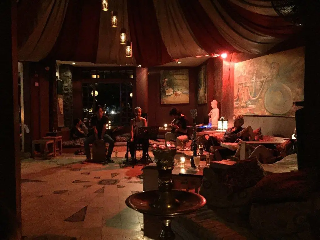 XL Shisha Lounge