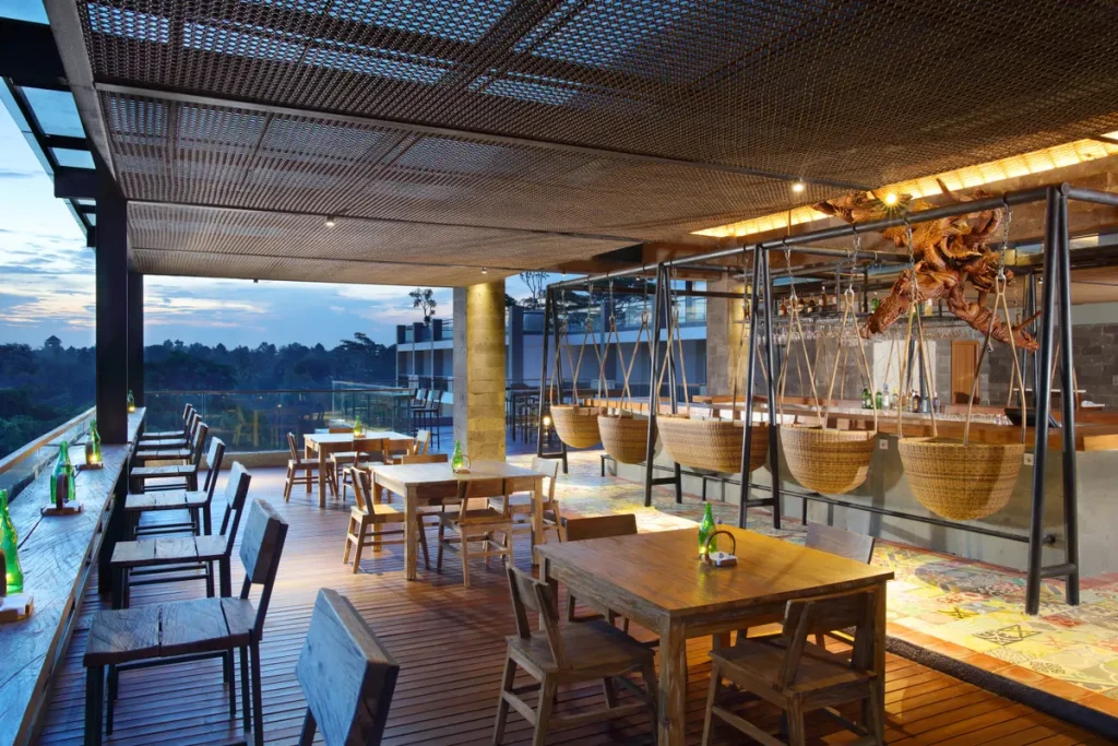 Naga Rooftop and Bar